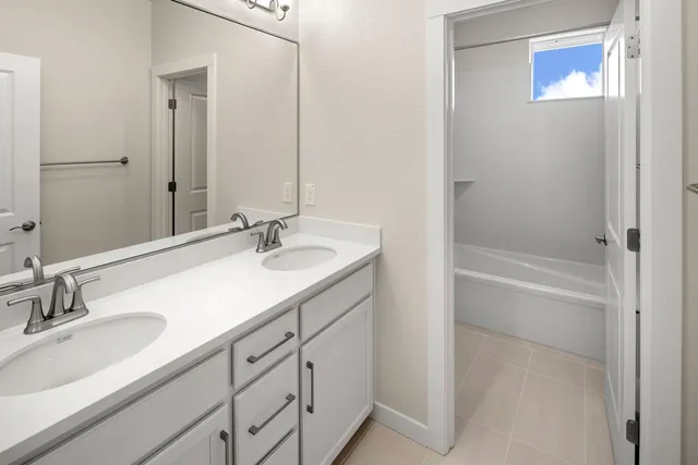 $642,938 | 3950 Aura Way, Rancho Cordova, CA 95742