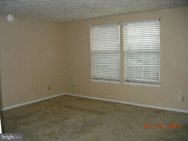 317 Aberdeen Road Williamstown, NJ 08094 - Photo 8 of 12 Bedroom - Main