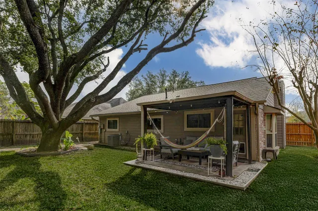 $250,000 | 10006 Prospect Hill Drive, Houston, TX 77064