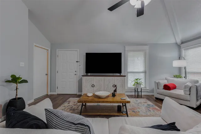 $250,000 | 10006 Prospect Hill Drive, Houston, TX 77064