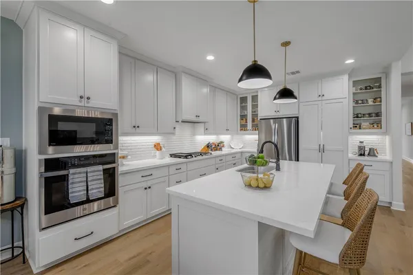 $619,900 | 4309 Batona Court, Bryan, TX 77802