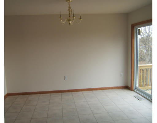 19 Progressive Street Worcester, MA 01604 - Photo 3 of 9 Gallery Image 3