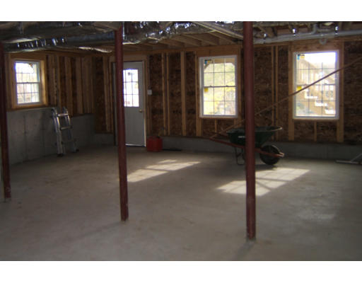 19 Progressive Street Worcester, MA 01604 - Photo 7 of 9 Gallery Image 7