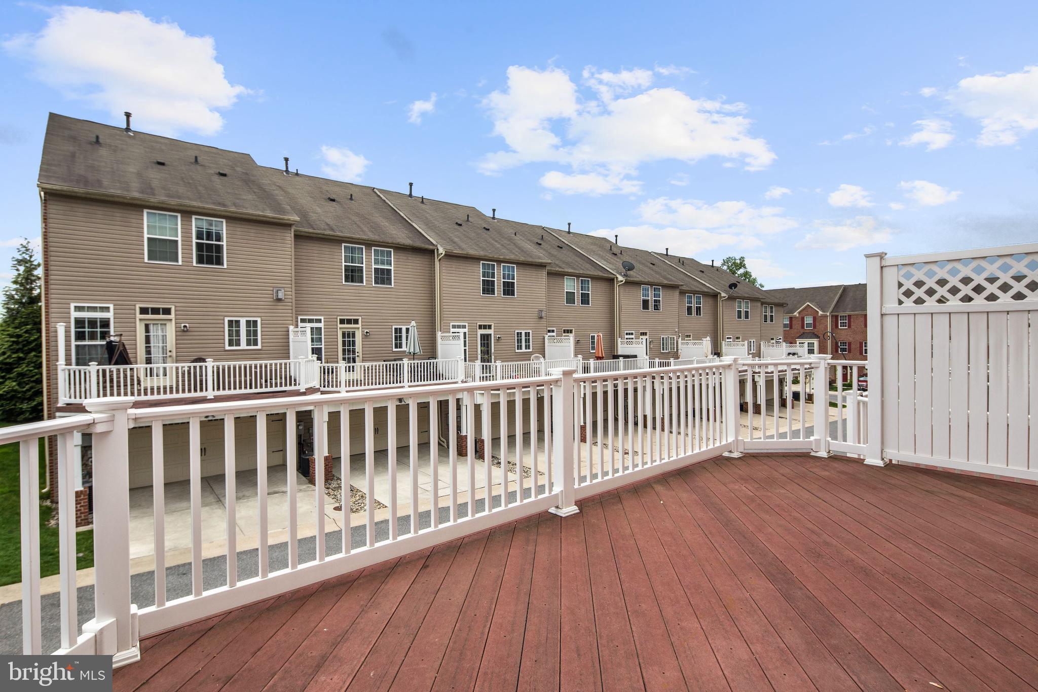 4715 Arsenal Road, Unit 40 Ellicott City, MD 21042 - Photo 28 of 40 Deck