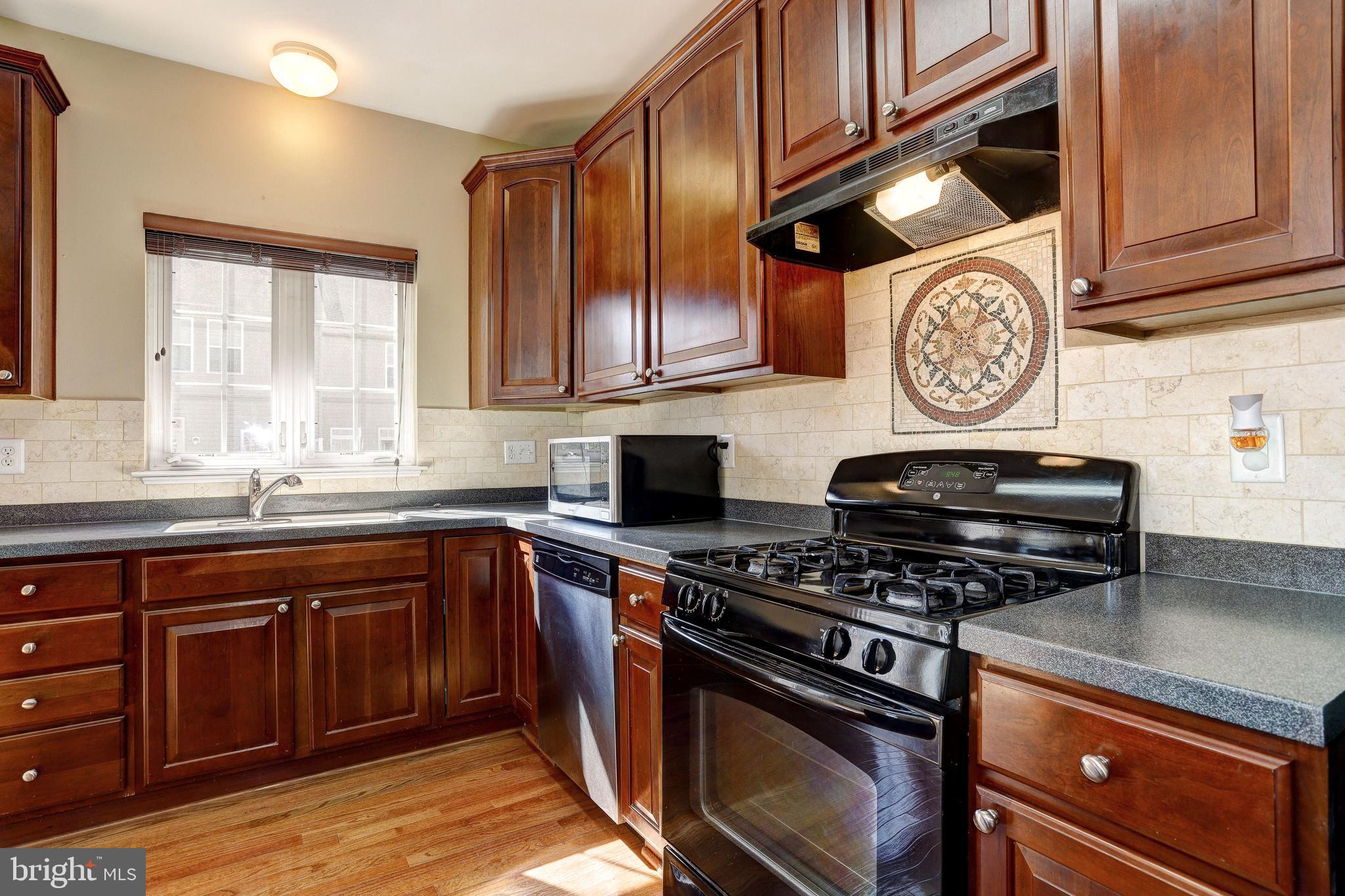 4715 Arsenal Road, Unit 40 Ellicott City, MD 21042 - Photo 10 of 40 Kitchen
