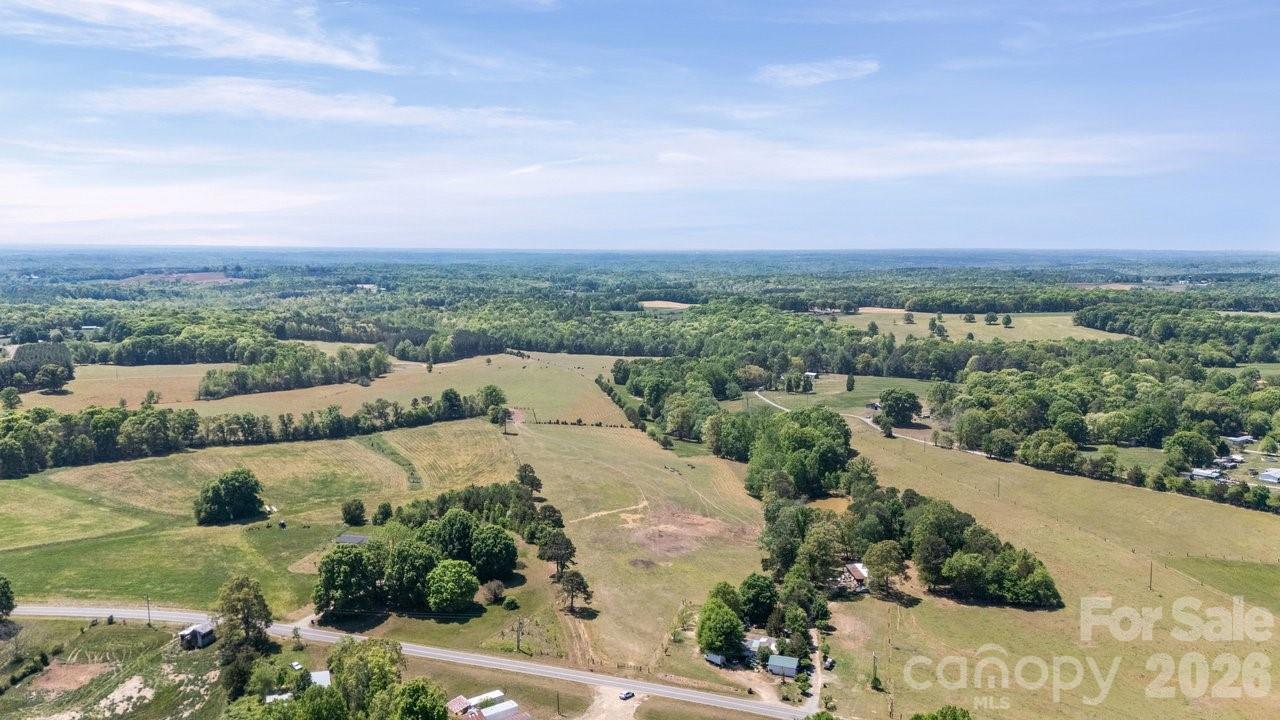 1214 Mt Wesley Church Road Hiddenite, NC 28636 - Photo 4 of 12 Gallery Image 4