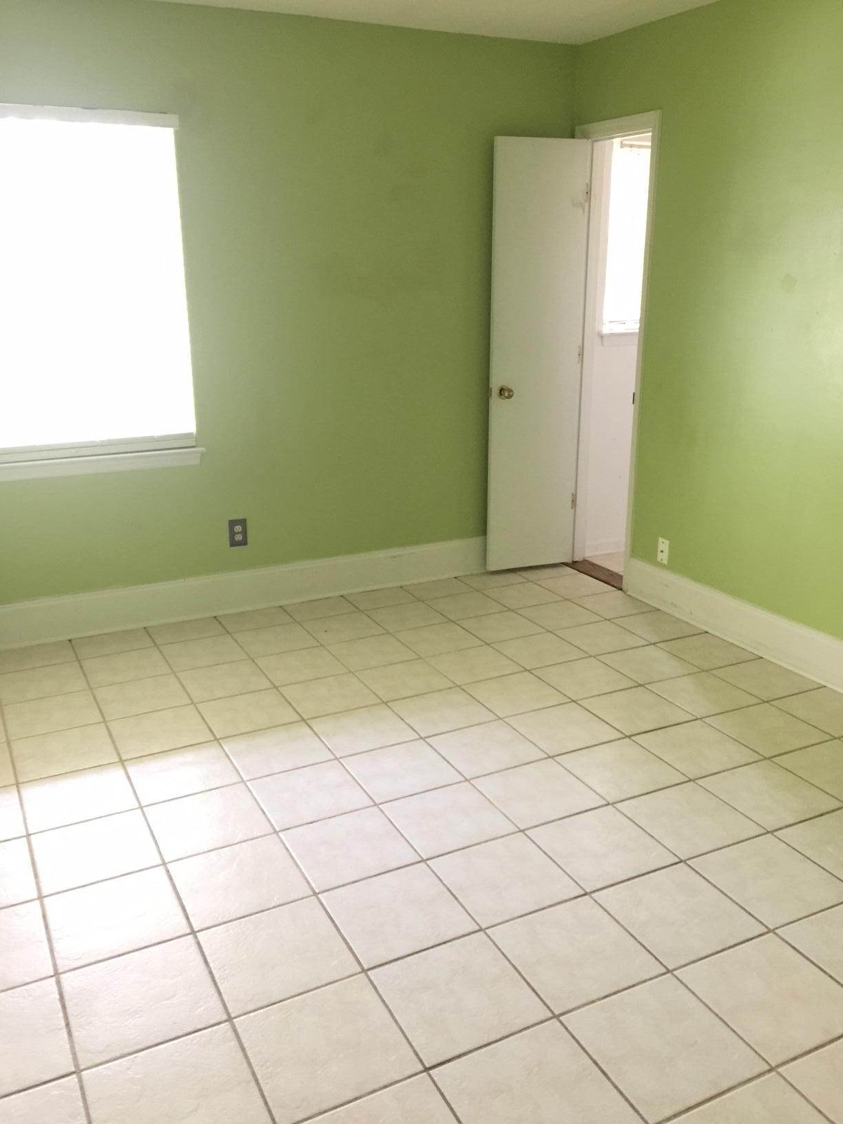 303 Kingbird Road Ladson, SC 29456 - Photo 11 of 15 IMG_1979