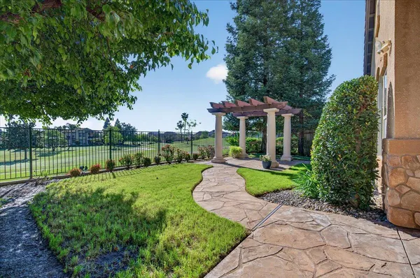$660,000 | 11348 North Via Montessori Drive, Fresno, CA 93730