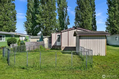 $155,000 | 380 East Pole Road, Unit 13, Lynden, WA 98264