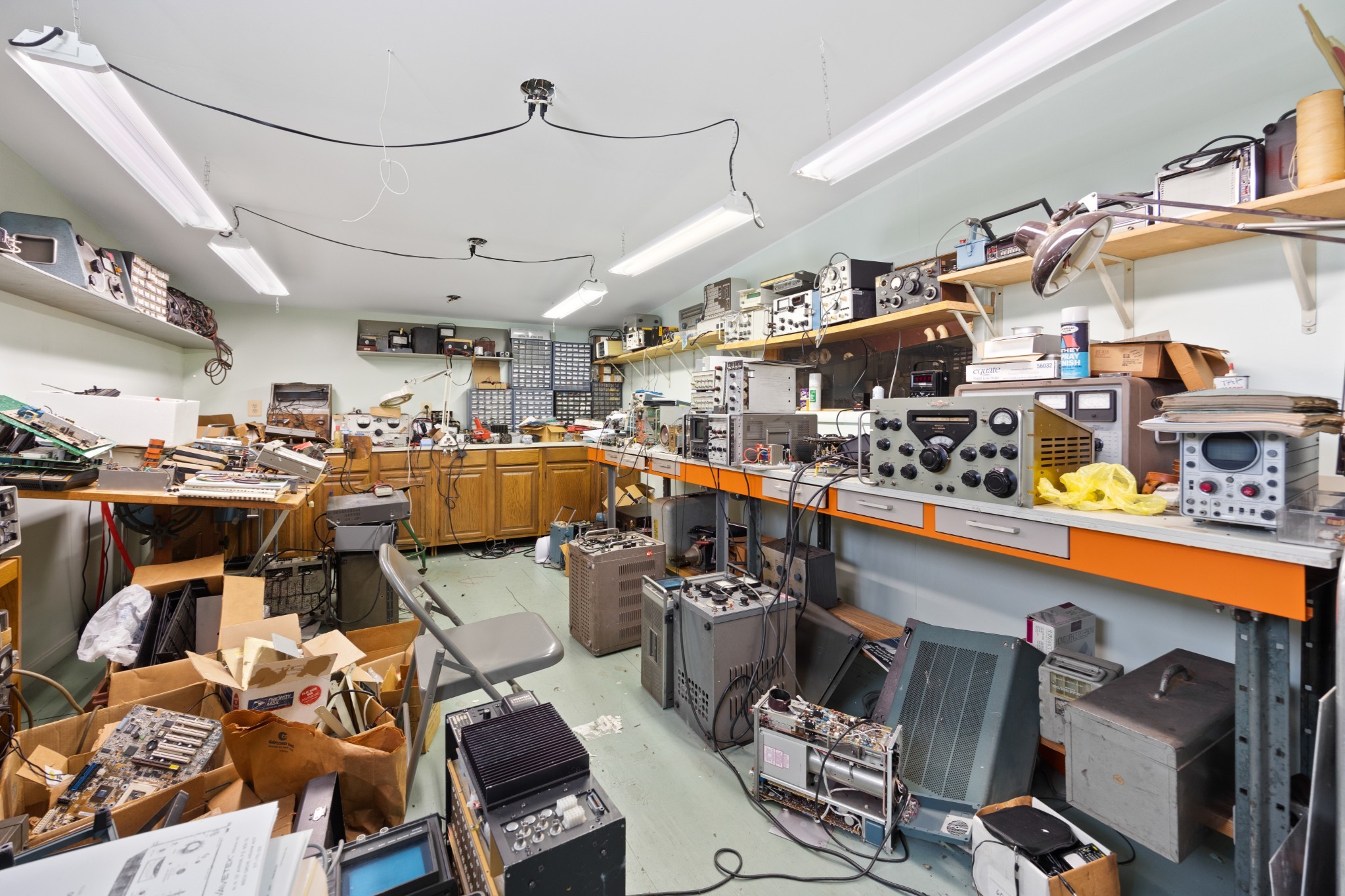 205 Gwynn Road, Unit HANGAR #8 Lebanon, TN 37090 - Photo 33 of 35 a view of a storage and utility room