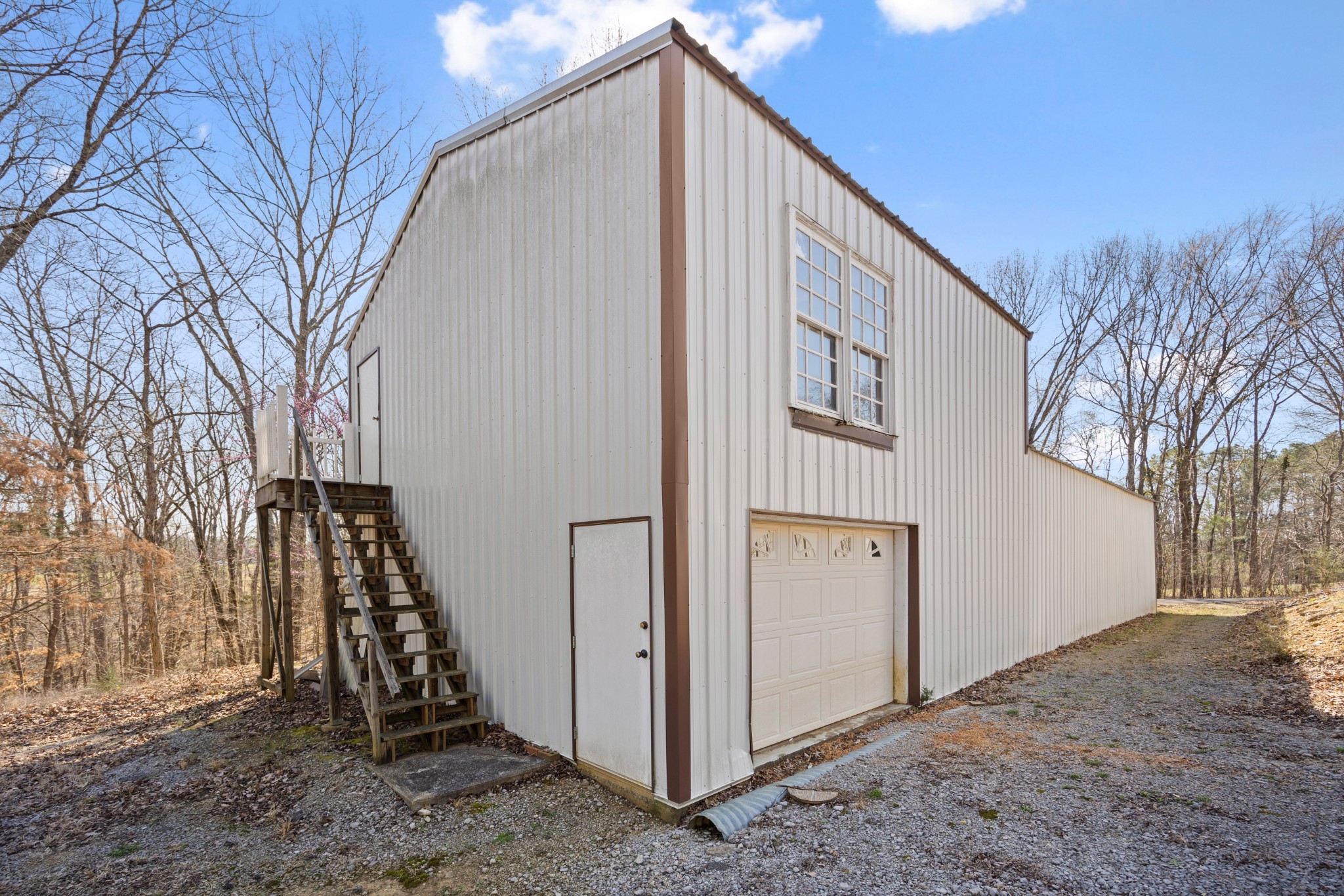 205 Gwynn Road, Unit HANGAR #8 Lebanon, TN 37090 - Photo 8 of 35 a view of a house with a yard