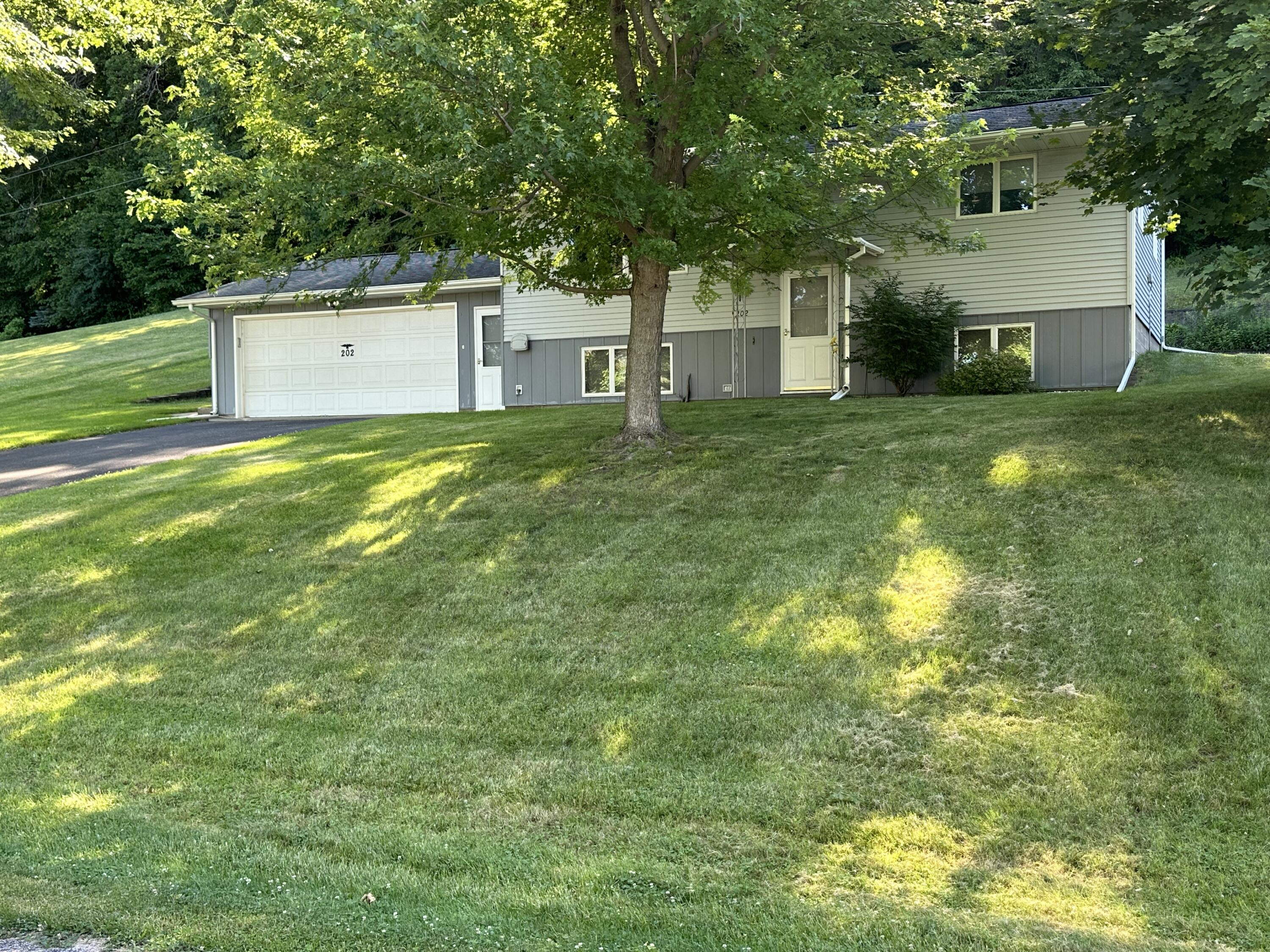 202 Mueller Road Alma, WI 54610 - Photo 1 of 1 IMG_7404