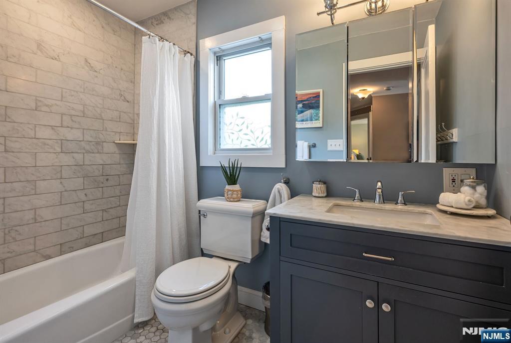 353 Franklin Avenue Ridgewood, NJ 07450 - Photo 21 of 32 Gallery Image 21