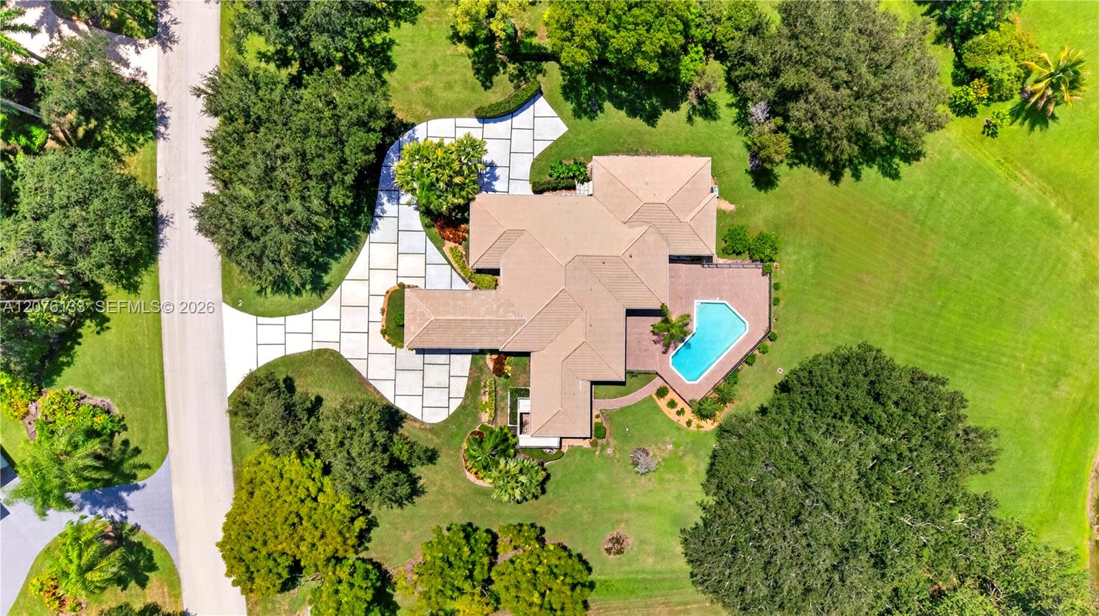 2725 Hunter Road Weston, FL 33331 - Photo 52 of 68 Gallery Image 52