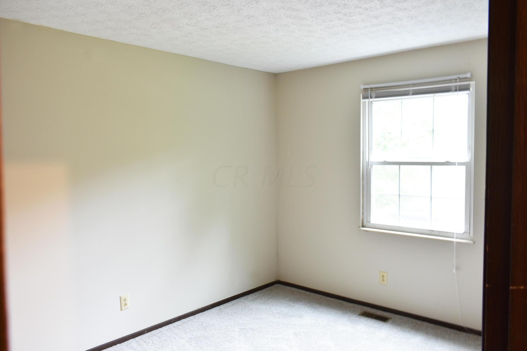 1960 Wolverhampton Road Powell, OH 43065 - Photo 21 of 31 Gallery Image 21