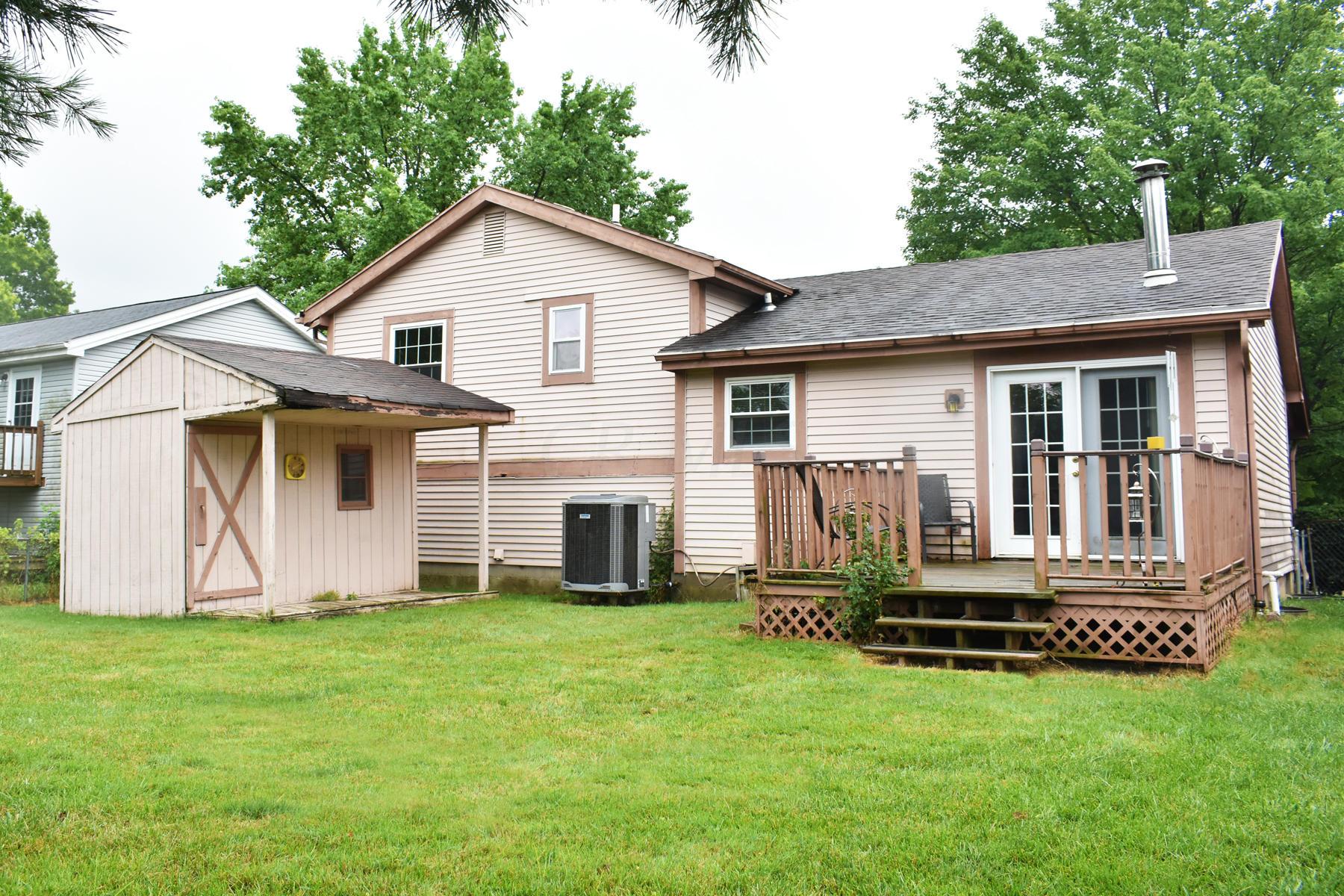 1960 Wolverhampton Road Powell, OH 43065 - Photo 10 of 31 Gallery Image 10