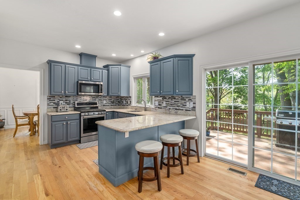 12 Pitt Road Framingham, MA 01701 - Photo 3 of 31 Gallery Image 3