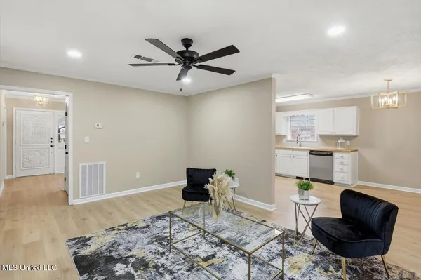 $219,500 | 1506 Edgewood Place, Clinton, MS 39056