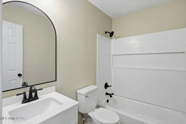 $219,500 | 1506 Edgewood Place, Clinton, MS 39056