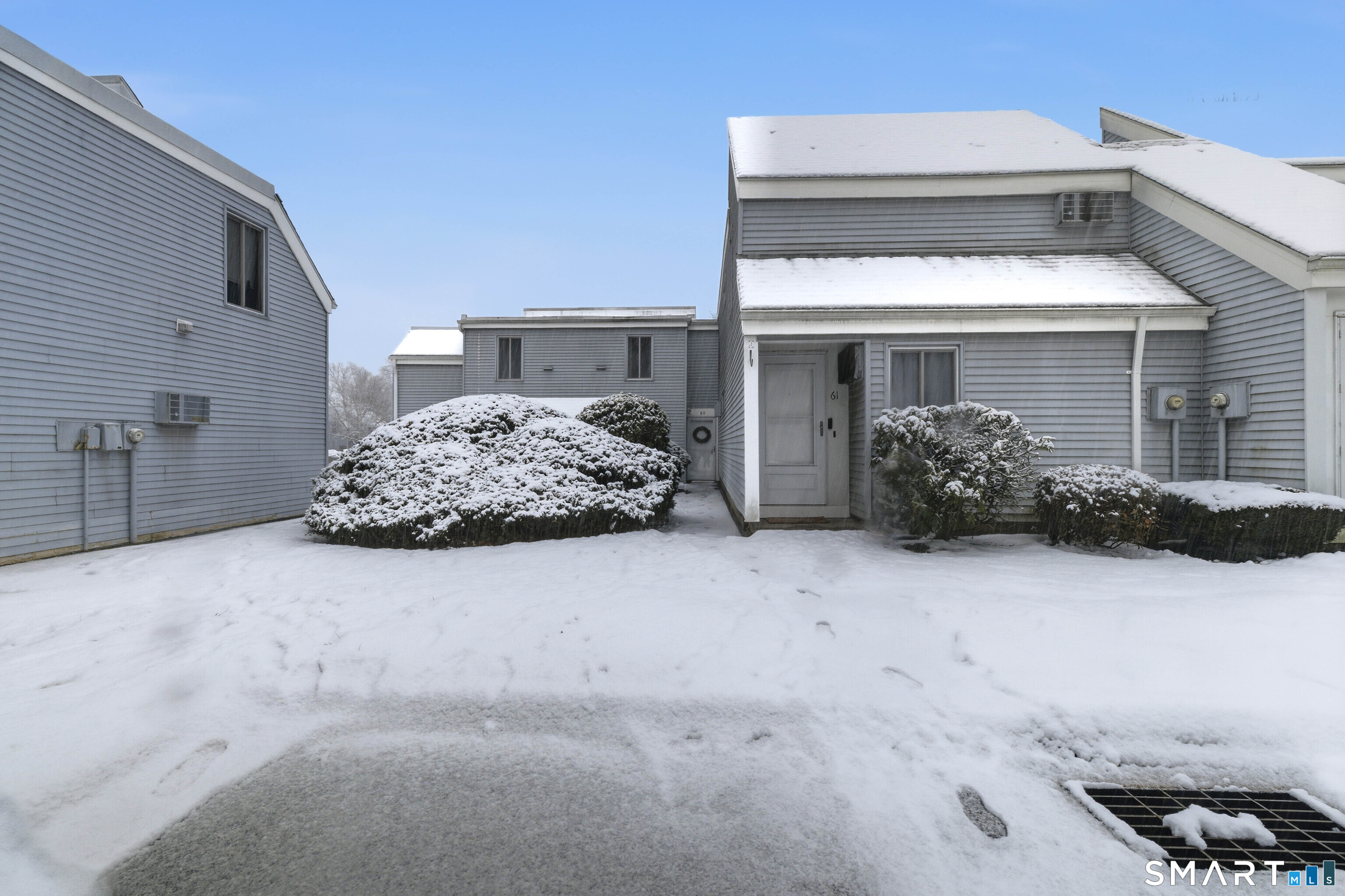 60 Cinnamon Spring, Unit 60 South Windsor, CT 06074 - Photo 2 of 38