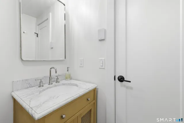 $2,250 | 60 Cinnamon Spring, Unit 60, South Windsor, CT 06074