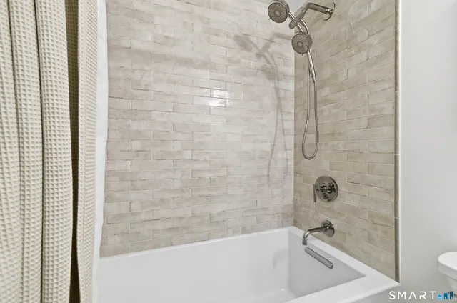 $2,250 | 60 Cinnamon Spring, Unit 60, South Windsor, CT 06074