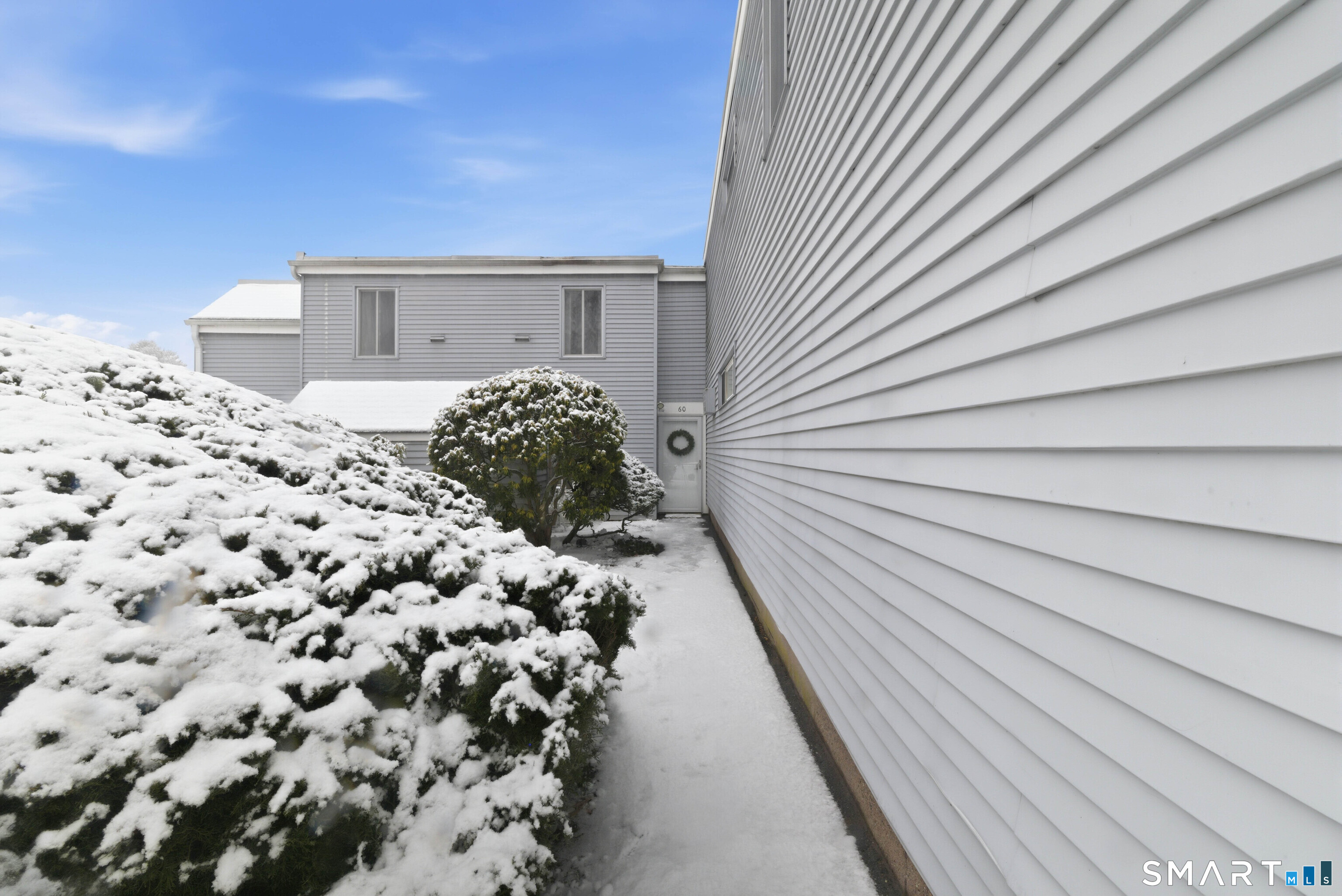 60 Cinnamon Spring, Unit 60 South Windsor, CT 06074 - Photo 3 of 38