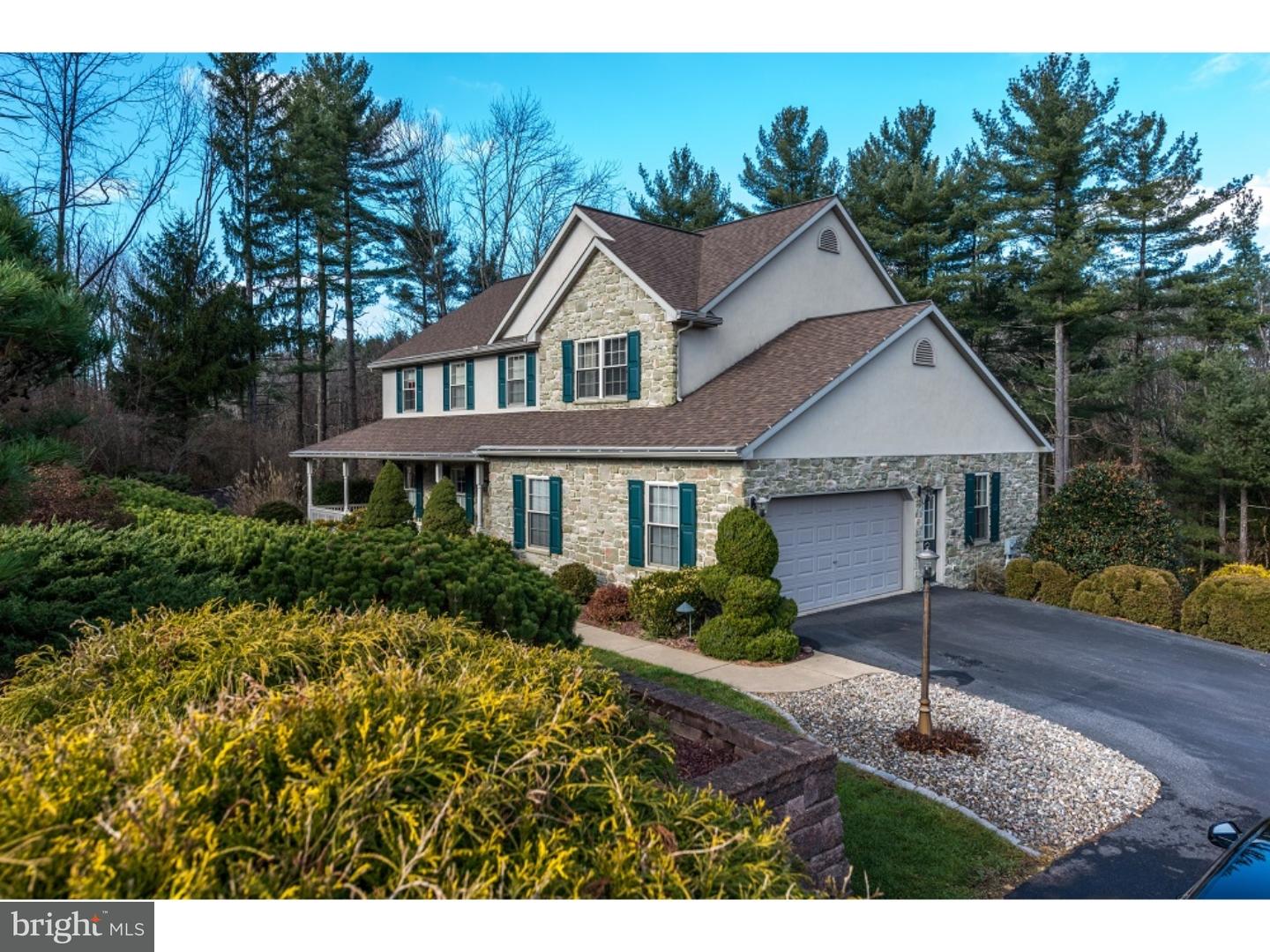 1129 Hunters Road Mohnton, PA 19540 - Photo 4 of 25