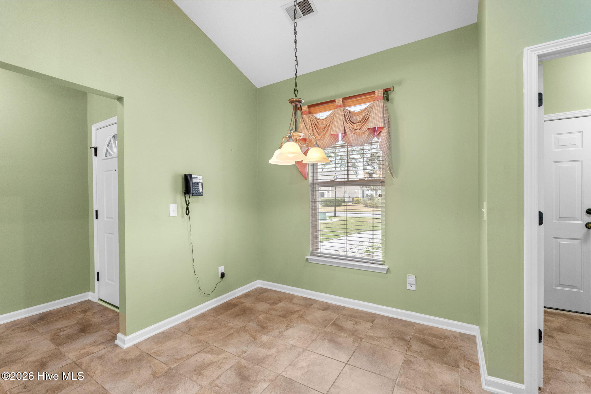 641 Meadowbrook Lane Calabash, NC 28467 - Photo 21 of 59 20-web-or-mls-641 Meadowbrook Ln 18 (2)