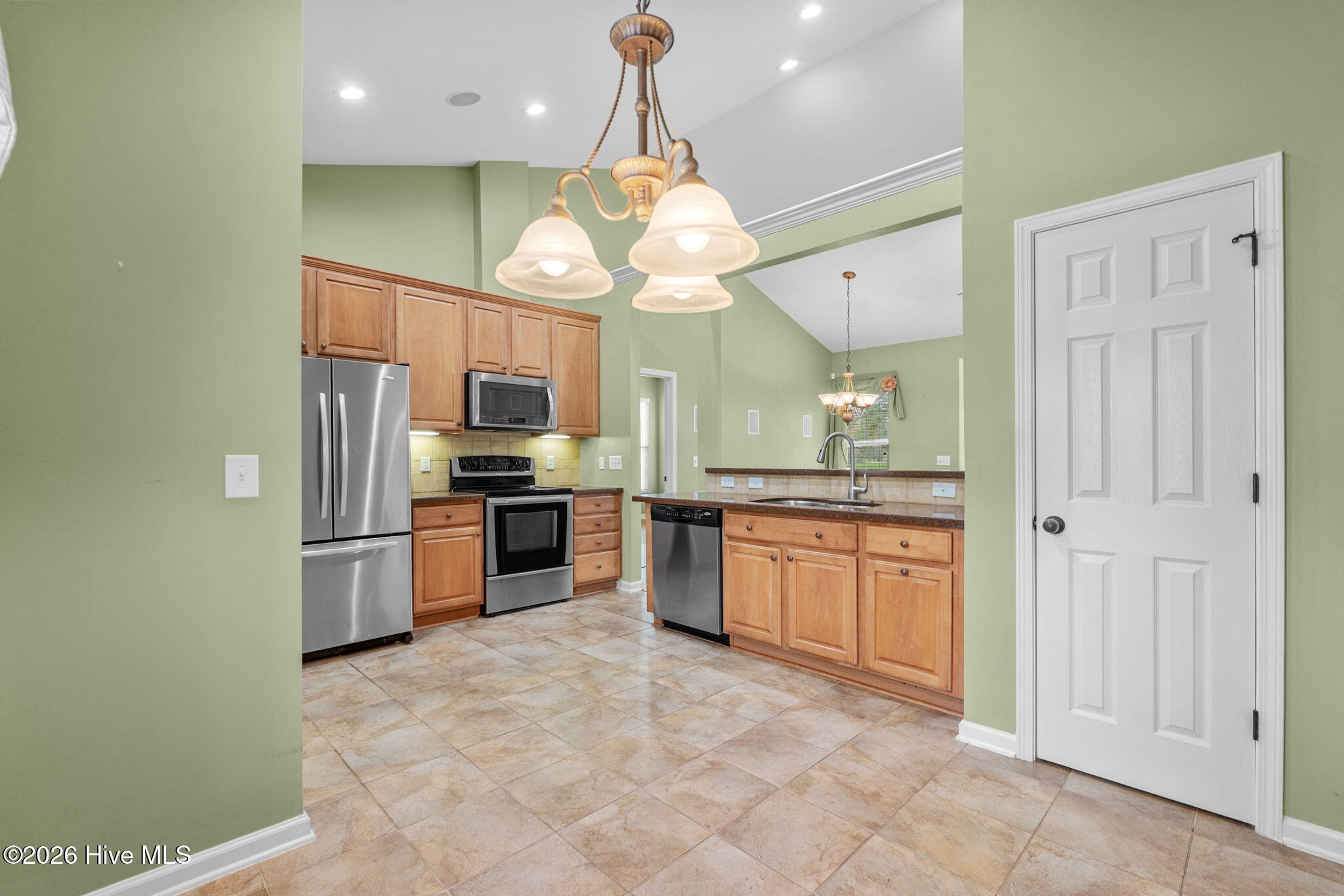 641 Meadowbrook Lane Calabash, NC 28467 - Photo 22 of 59 21-web-or-mls-641 Meadowbrook Ln 19 (2)