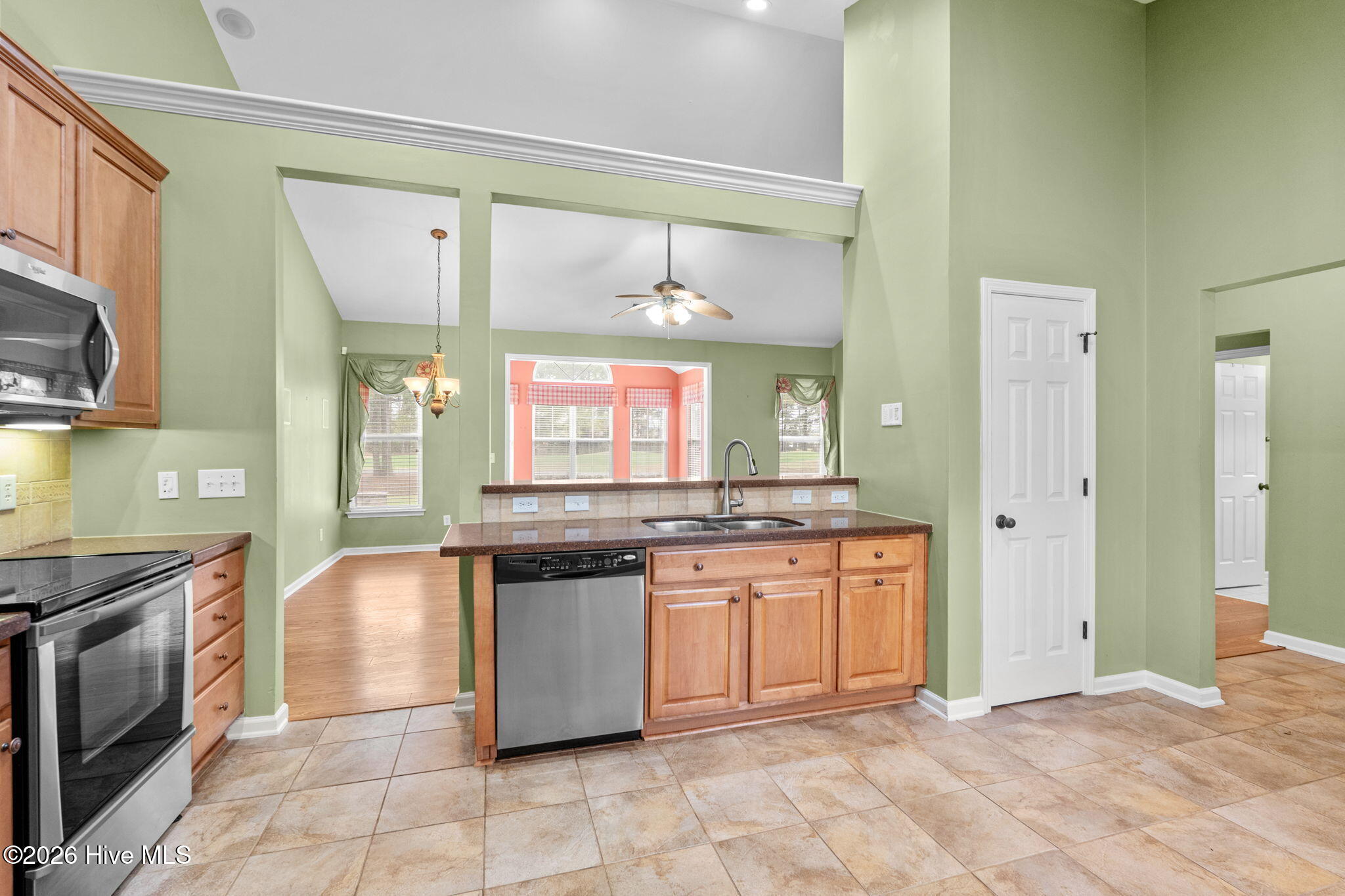 641 Meadowbrook Lane Calabash, NC 28467 - Photo 24 of 59 23-web-or-mls-641 Meadowbrook Ln 21 (2)