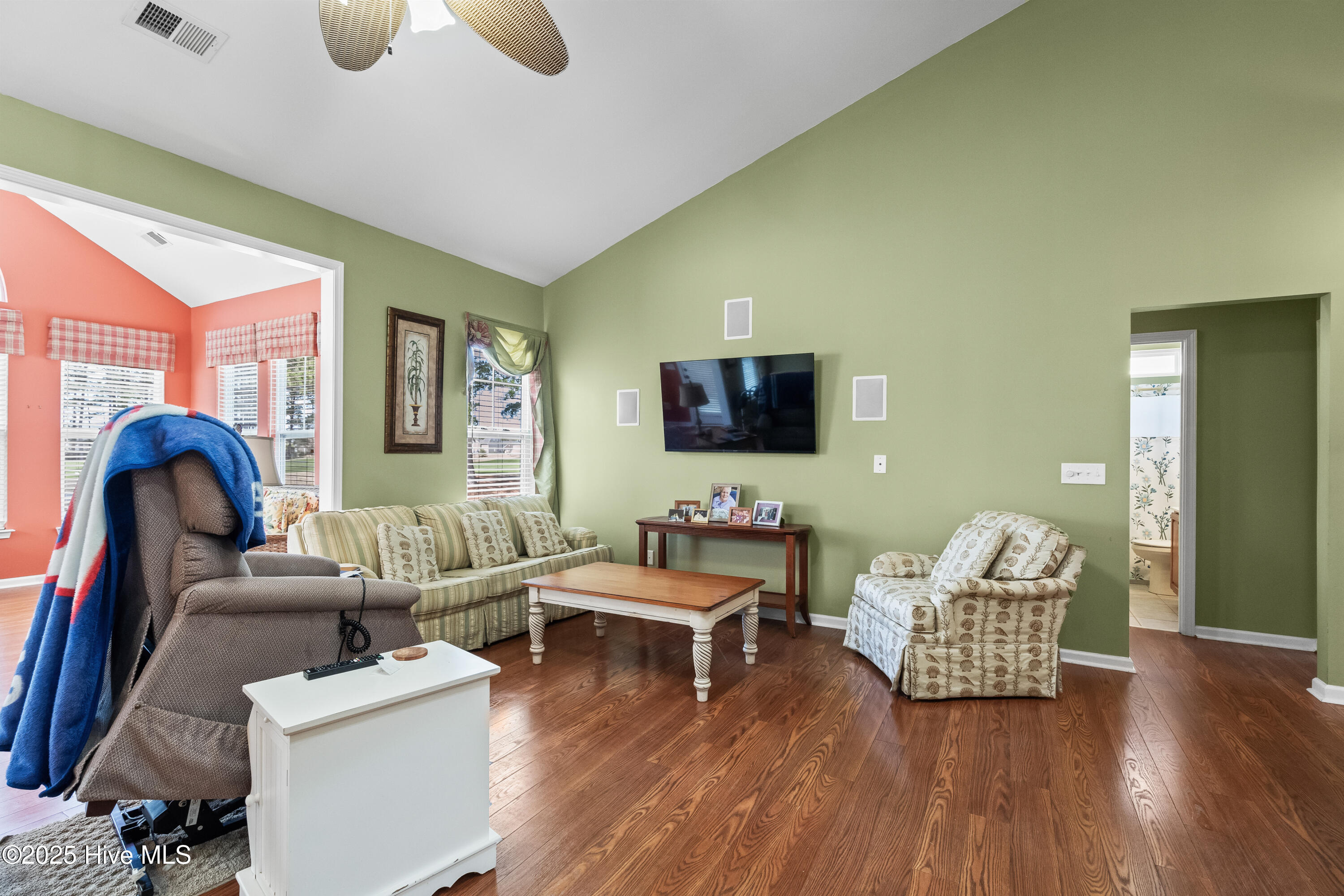 641 Meadowbrook Lane Calabash, NC 28467 - Photo 3 of 46 641 Meadowbrook Ln 9