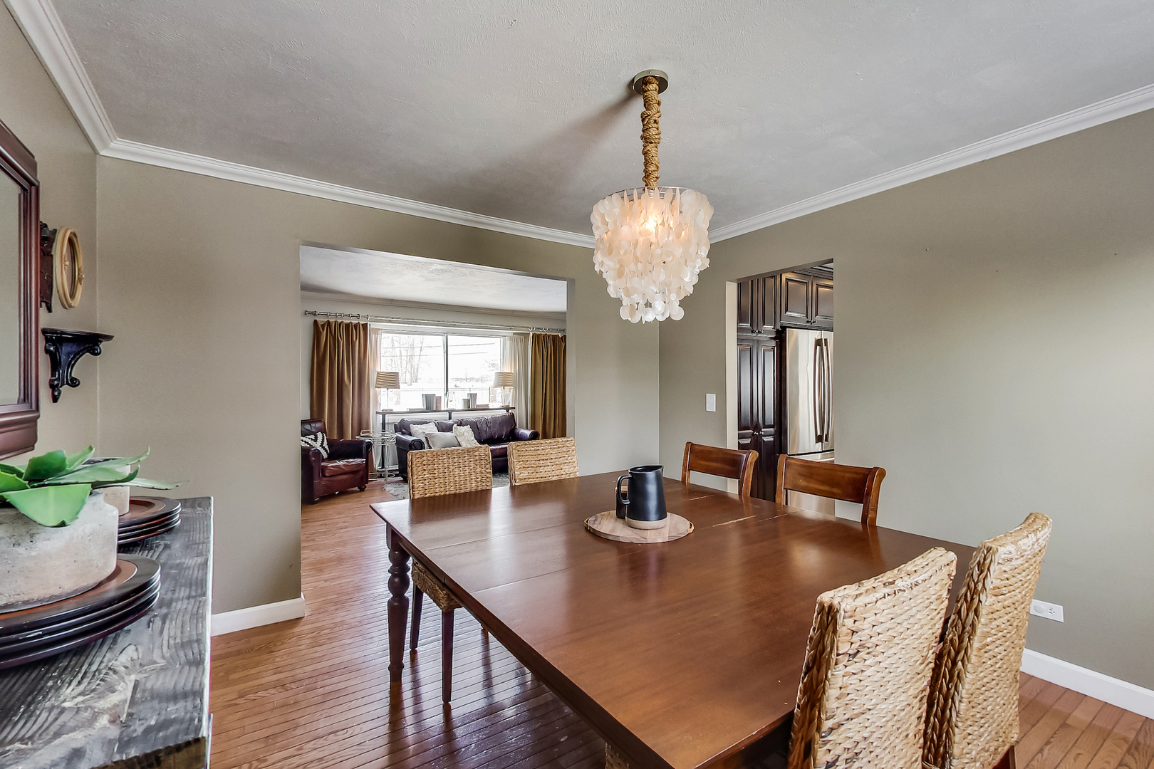 147 Robertson Road Lake Zurich, IL 60047 - Photo 11 of 35 Gallery Image 11