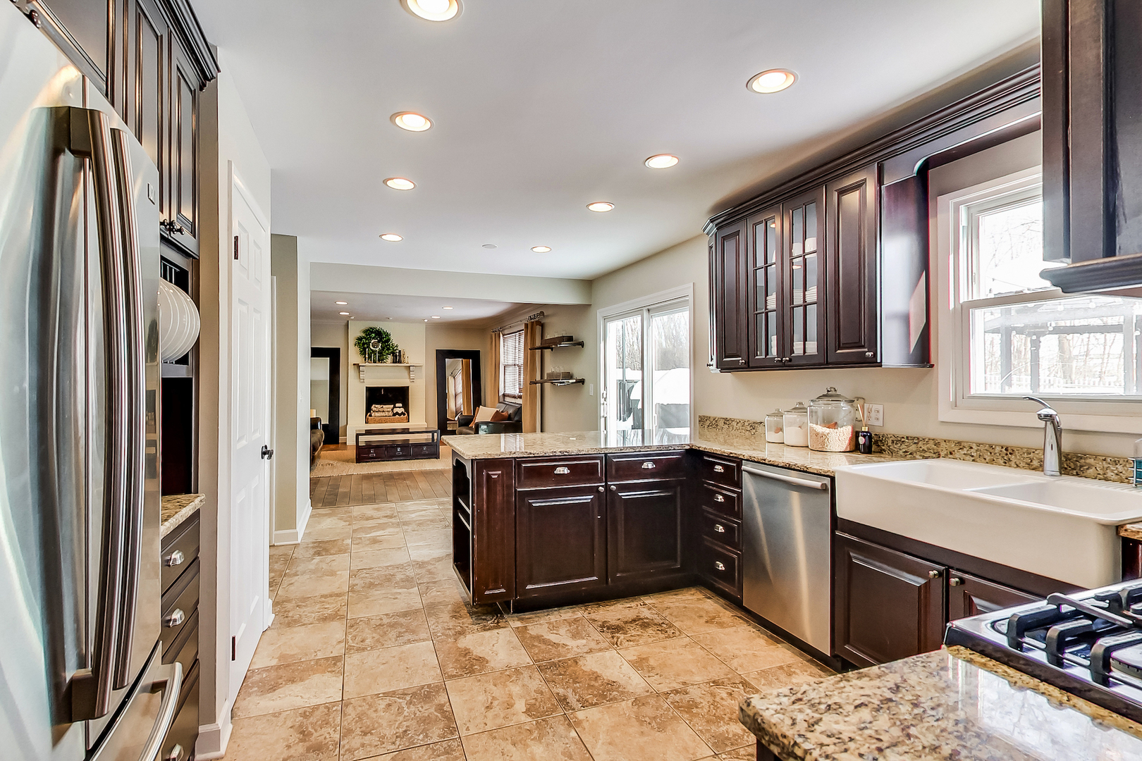 147 Robertson Road Lake Zurich, IL 60047 - Photo 12 of 35 Gallery Image 12