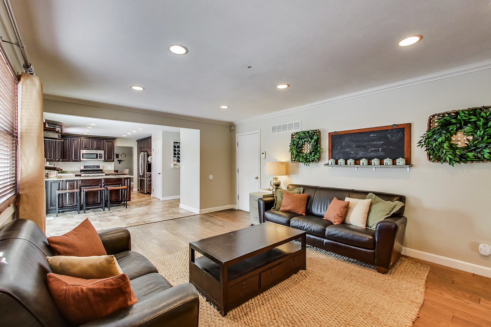 147 Robertson Road Lake Zurich, IL 60047 - Photo 16 of 35 Gallery Image 16