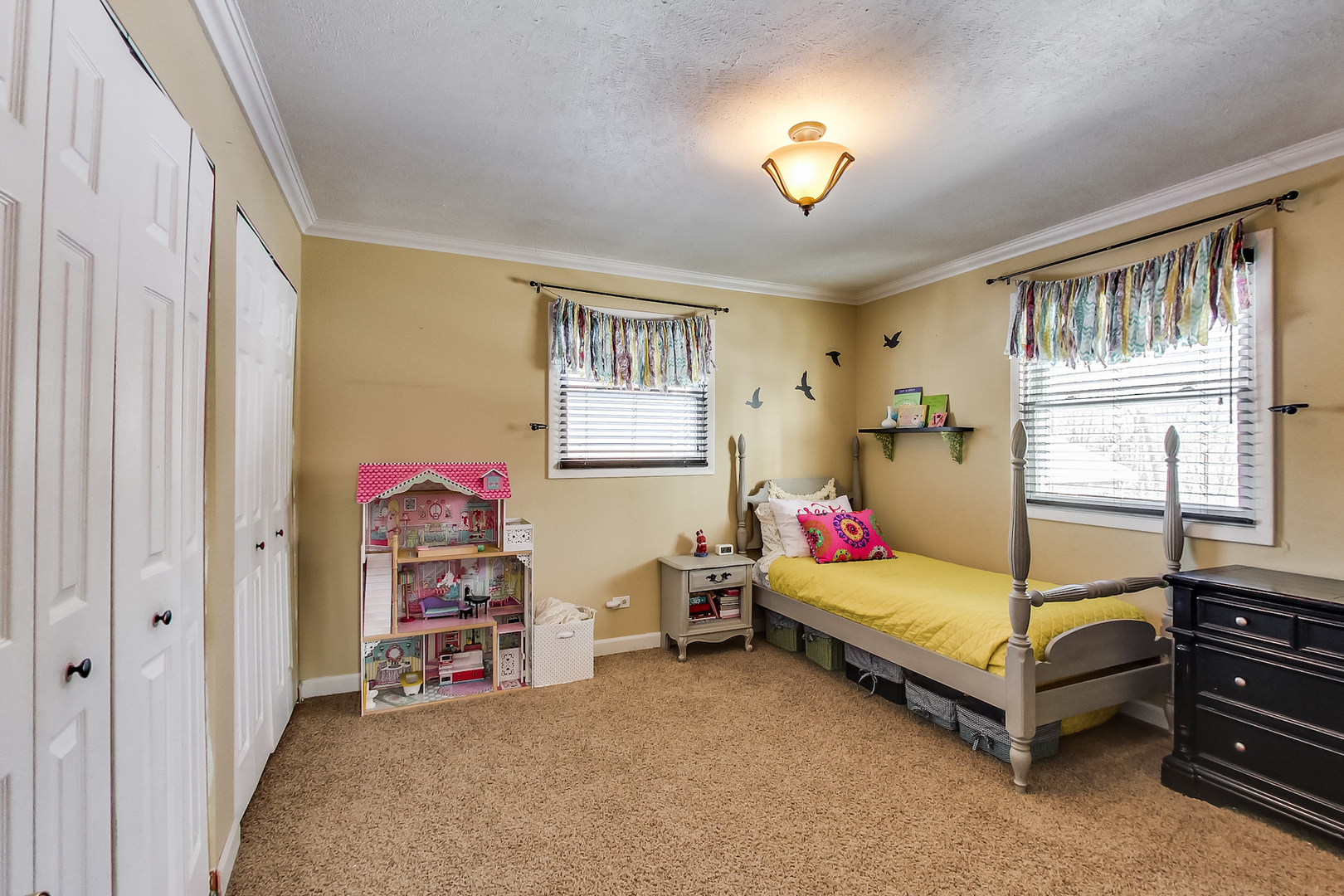 147 Robertson Road Lake Zurich, IL 60047 - Photo 27 of 35 Gallery Image 27