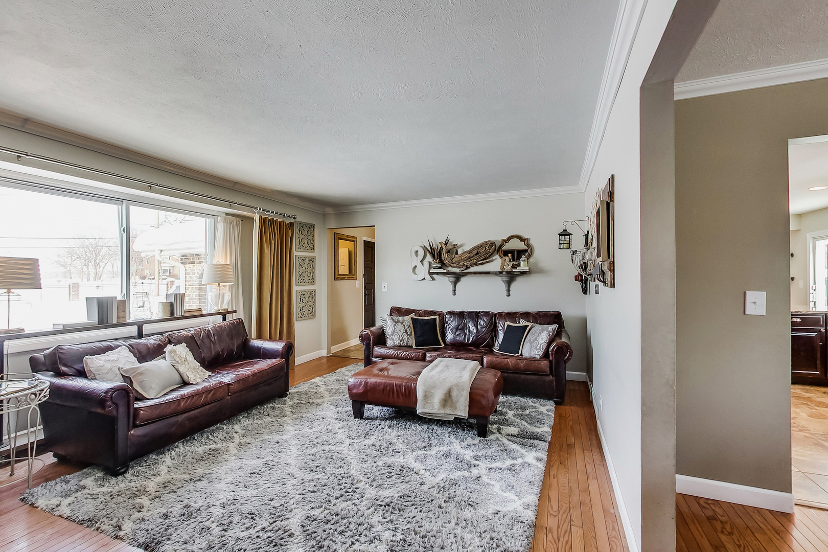 147 Robertson Road Lake Zurich, IL 60047 - Photo 8 of 35 Gallery Image 8