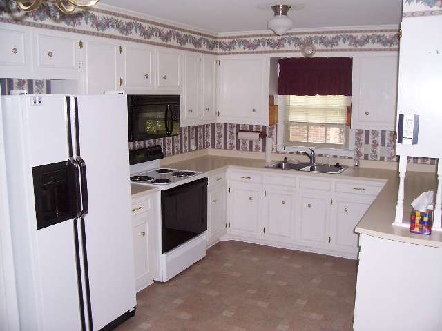 206 Ravensworth Road Taylors, SC 29687 - Photo 4 of 9 Gallery Image 4