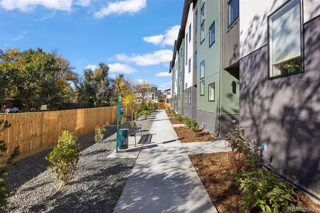 $500,000 | 8406 West 52nd Avenue, Arvada, CO 80002