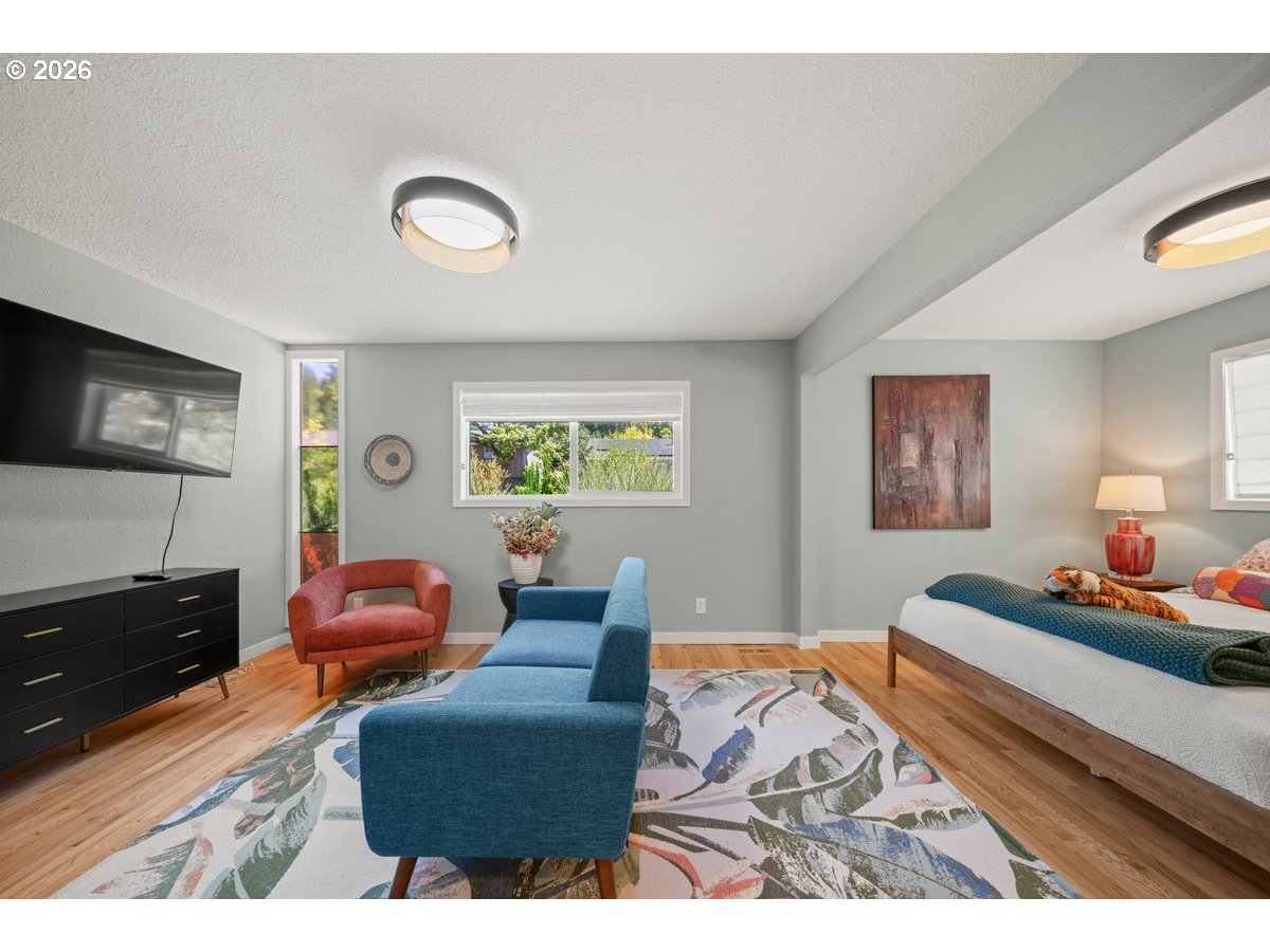 6125 Southwest Chestnut Avenue Beaverton, OR 97005 - Photo 17 of 40