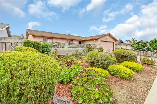 $629,000 | 724 Circle Drive, Salinas, CA 93905