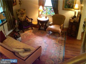 408 Ann Street West Reading, PA 19611 - Photo 2 of 8 Living Room