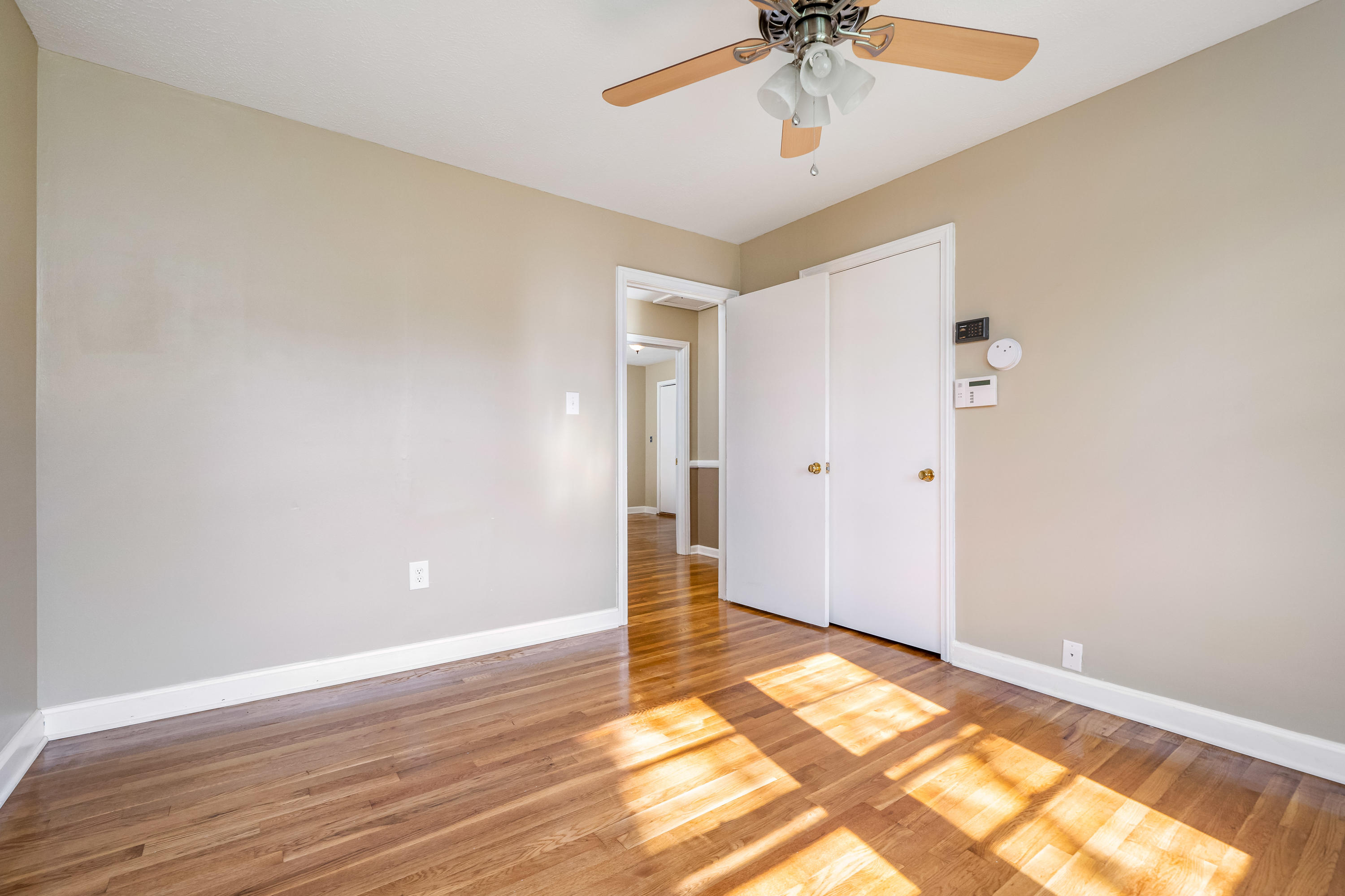 391 Oak Grove Road Gray, TN 37615 - Photo 37 of 50 391 Oak Grove Road (35 of 50)