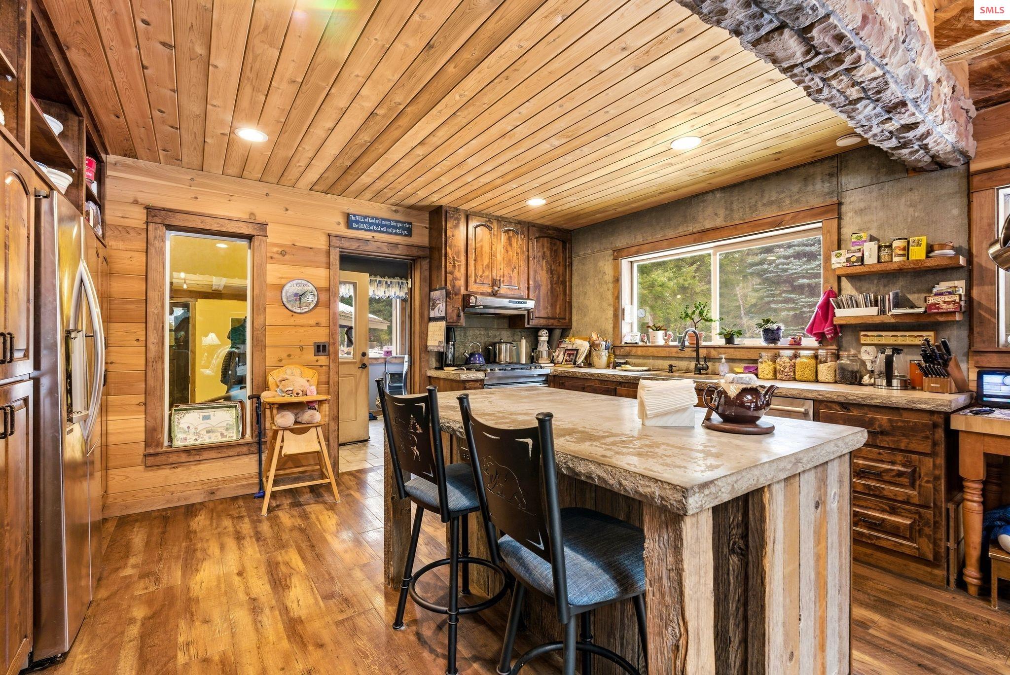 384 Earl Lane Road Bonners Ferry, ID 83805 - Photo 7 of 60