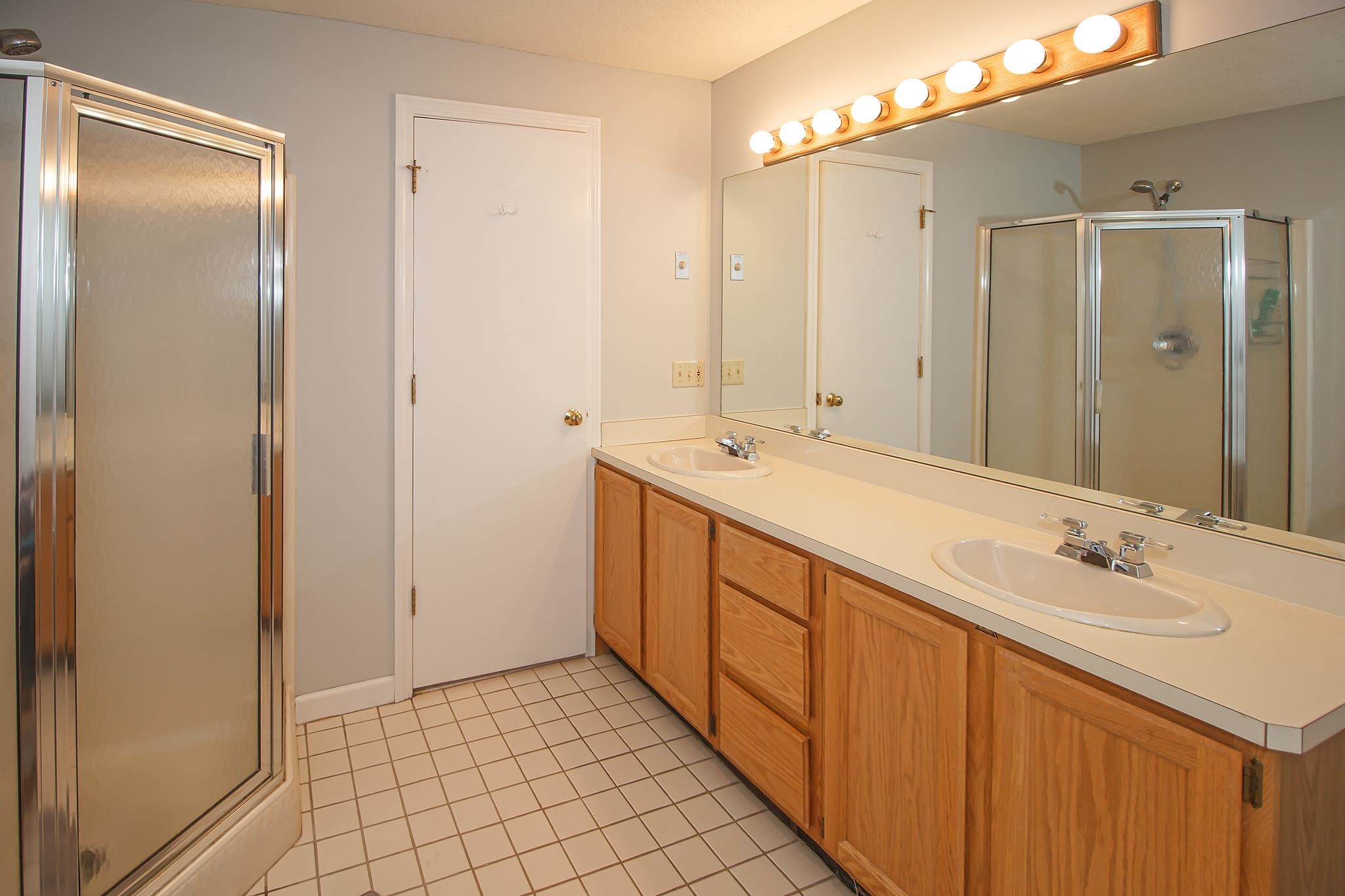 195 Mann Road, Unit 13 Wilmington, VT 05363 - Photo 14 of 28 Gallery Image 14