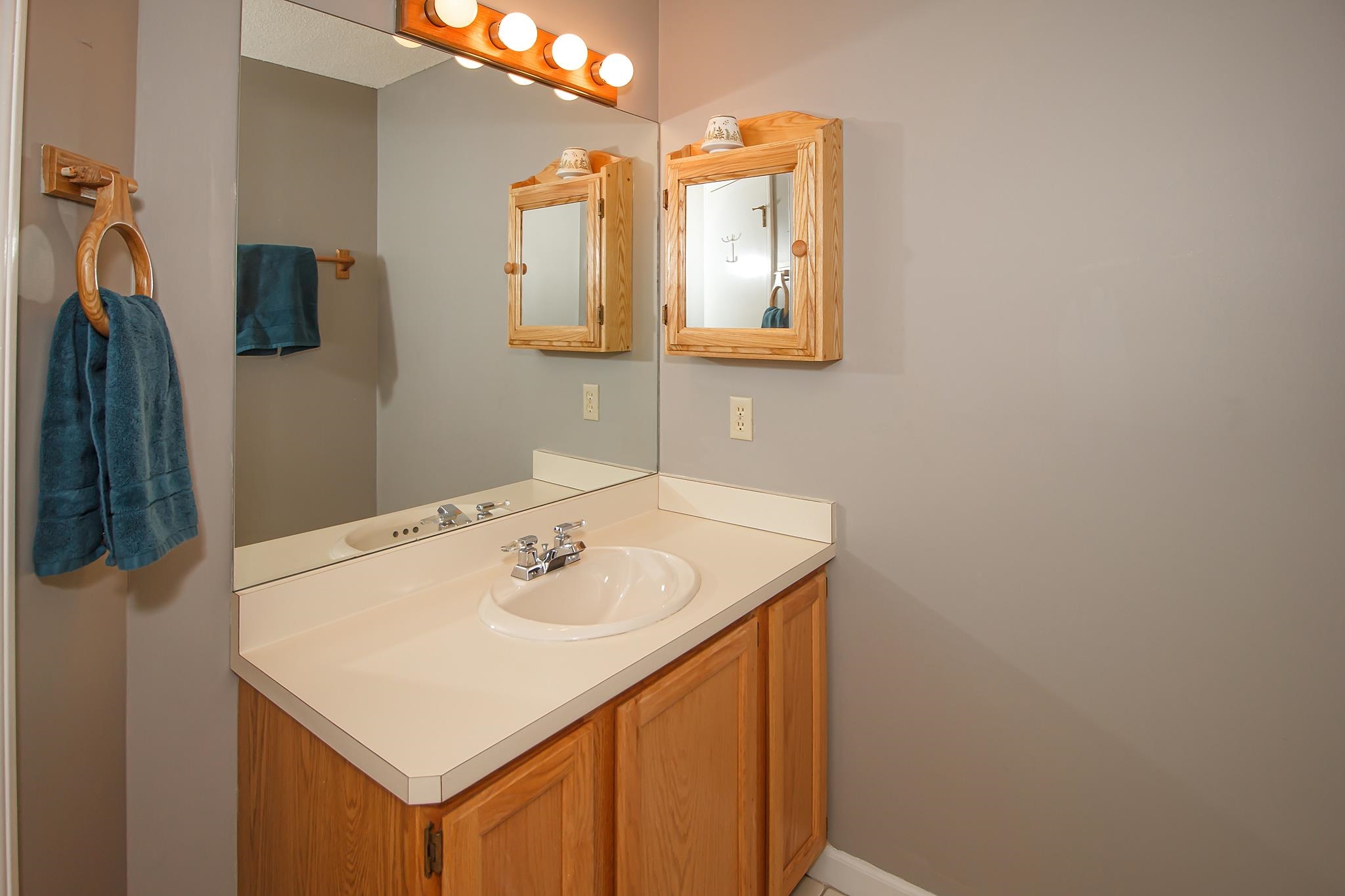 195 Mann Road, Unit 13 Wilmington, VT 05363 - Photo 19 of 28 Gallery Image 19