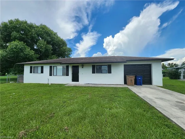 $1,750 | 13238 Second Street, Fort Myers, FL 33905