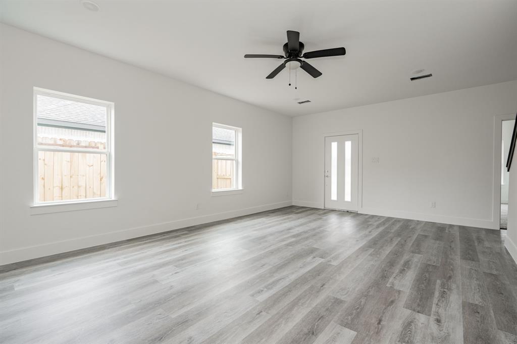 204 Crenshaw Street Terrell, TX 75160 - Photo 7 of 30