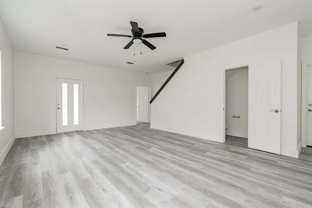 $339,500 | 204 Crenshaw Street, Terrell, TX 75160