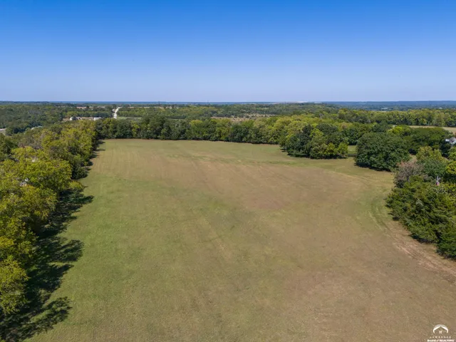 $2,400,000 | 1008 North 1700th Road, Lawrence, KS 66049